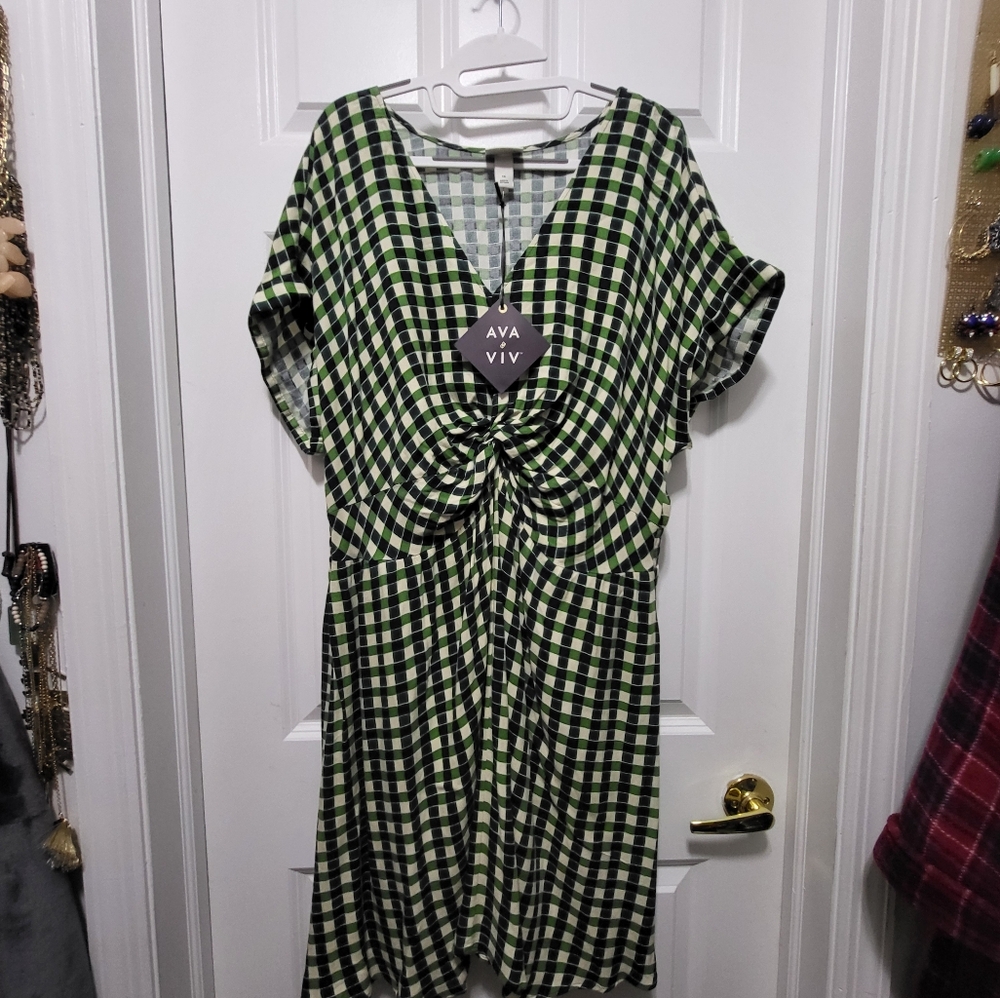 1X blue,green,and cream checkered drop shoulder dress